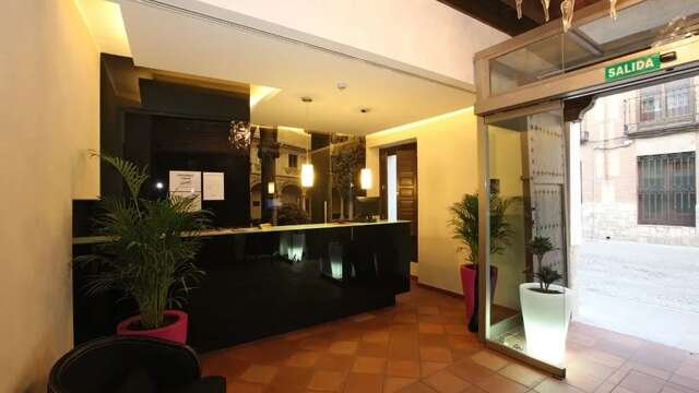Evenia Alcala Boutique