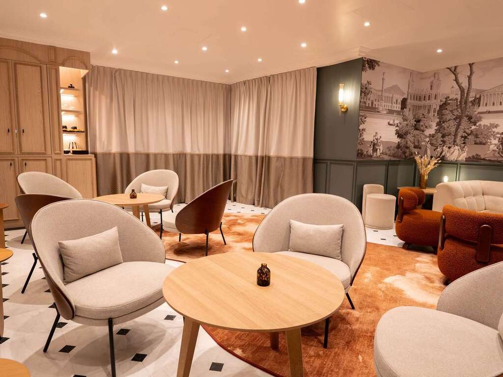 Décoration baroque et contemporaine au coeur du Marais - 4* - 2