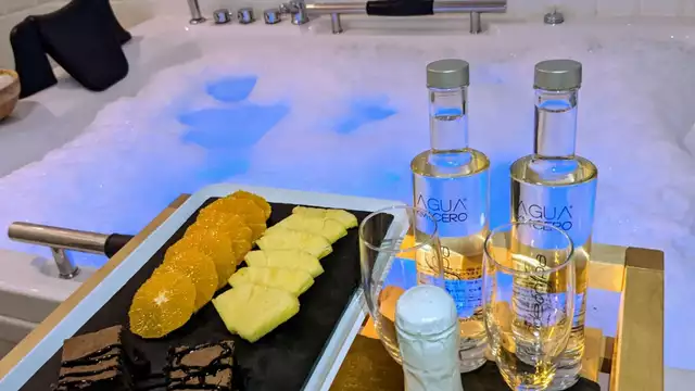 Romantisch Spa Circuit: Ontsnapping met toegang tot de Spa en een behandeling voor koppels in Ferrol