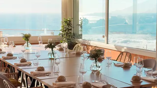 Escapada con habitación vistas al mar, desayuno y acceso a spa