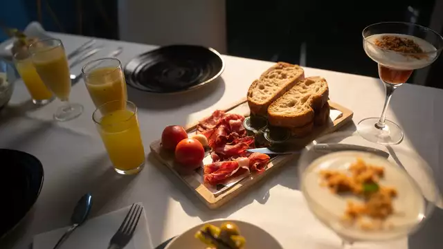 Geniet van A Coruña in een centraal gelegen hotel met een heerlijke brunch inbegrepen