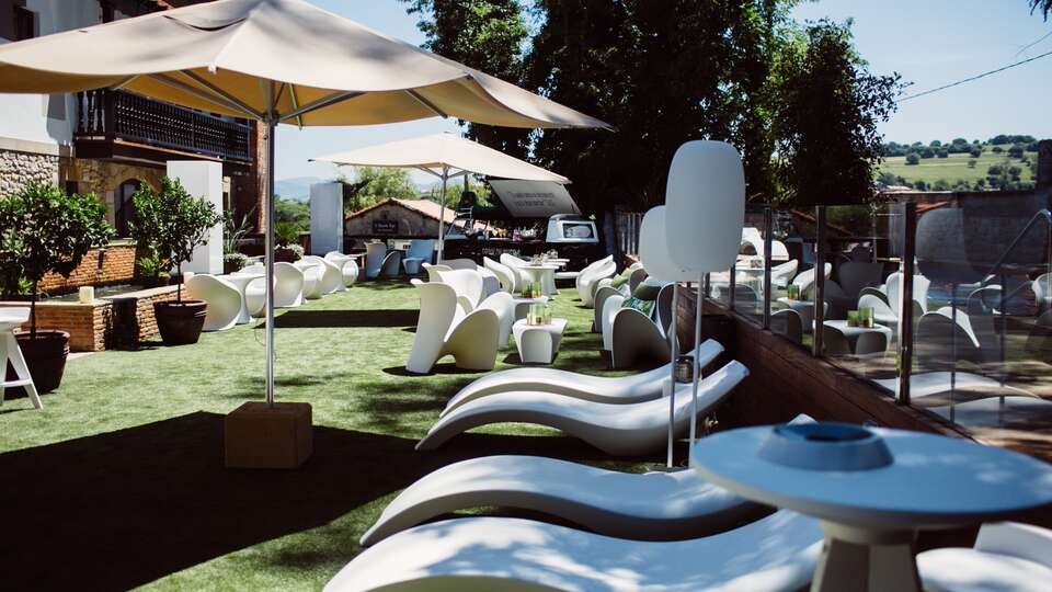 Hotel Cuevas