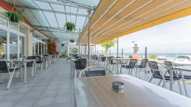 Escapada en pareja frente al mar con desayuno incluido