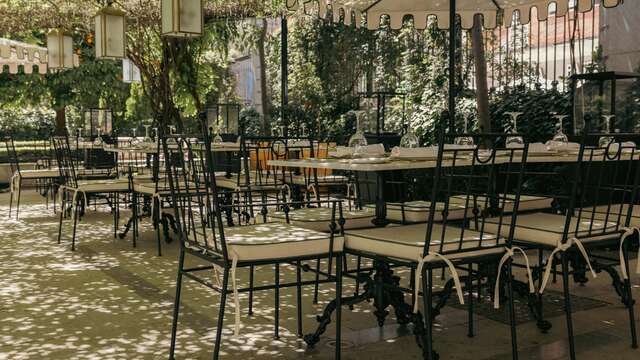 Escapada relax de lujo con acceso al Spa en pleno centro de Granada en un palacio