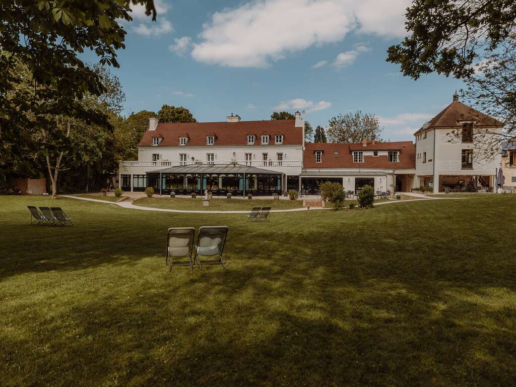Week-end bistronomique et détente avec spa dans une demeure de charme en Essonne - 4* - 17
