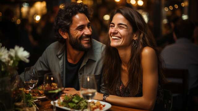 Delicias culinarias en Ámsterdam: estancia en hotel de diseño, con cena