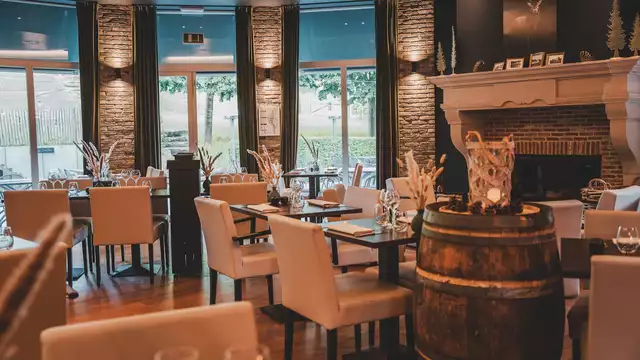 Fuga autentica con jacuzzi e sauna in camera, e cena, a 1h30 da Bruxelles e Liegi