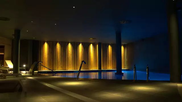 Escapada romántica en un hotel 4* con acceso al spa, masaje y cena incluida