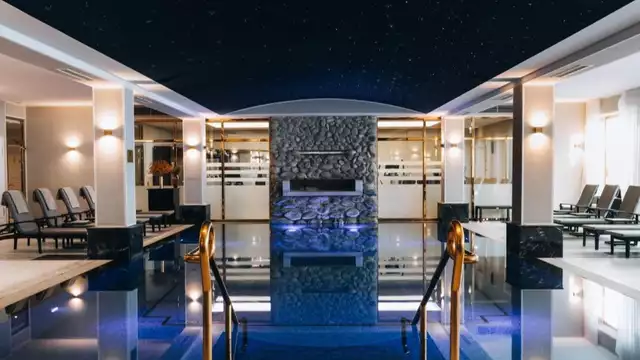 Escapada de 5 ★:  spa y champán cerca de Colonia