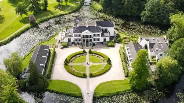 Lusso storico al Castello Engelenburg