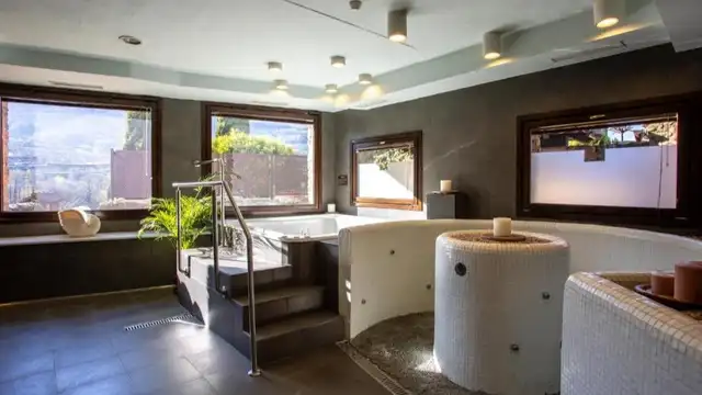 Descubre el Valle del Jerte en este hotel boutique 4* con acceso al spa y botella de vino