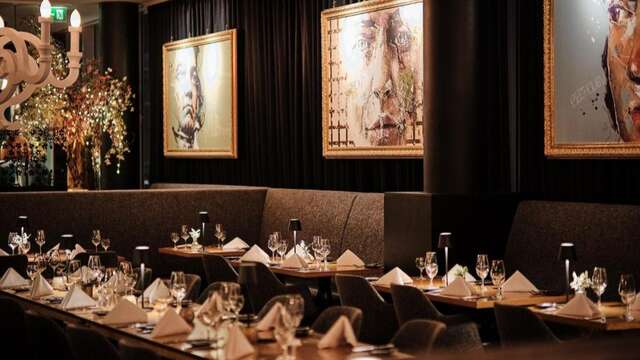 Fuga elegante sulle rive del Reno con una cena gastronomica raffinata