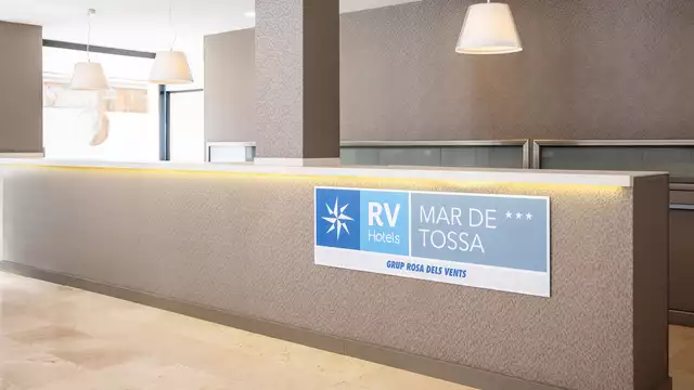 Escapada en Tossa del Mar en habitación con balcón