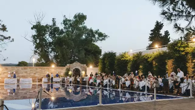 Vacanza in Puglia, sul lungomare di Vieste in hotel 5* in mezza pensione, accesso alla spa e al lido