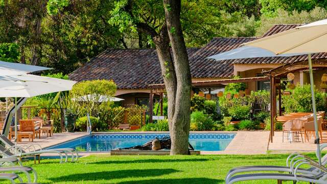 Estancia relajante en un entorno verde entre Niza y Cannes