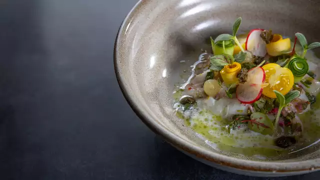 Geniet van een ontspannen verblijf met diner in Emmen