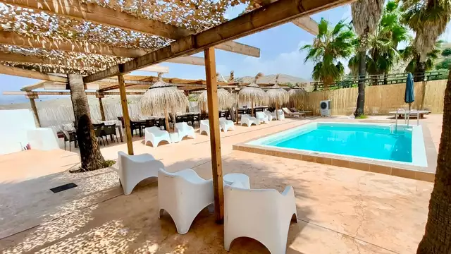 Escapada Chill-Out Relajate en un Bungalow con hidromasaje privado