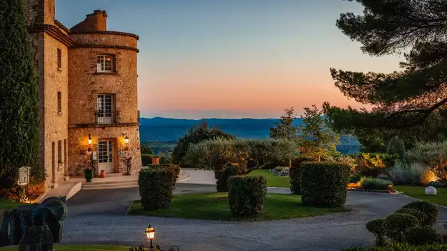 Week-end avec diner et spa dans un a Tourtour