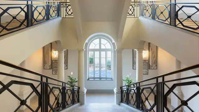 Estancia relajante en junior suite en un hotel de 5 estrellas con acceso al spa en Nîmes