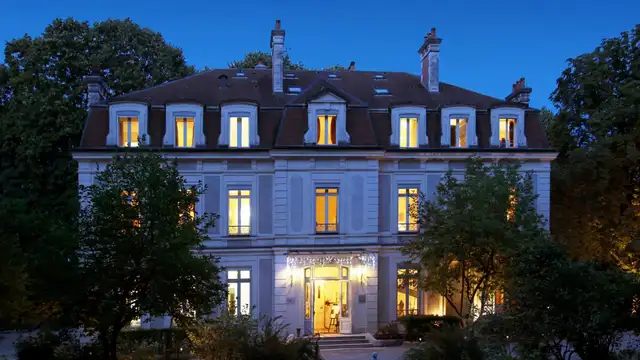 Le charme du Château de la Dame Blanche à Geneuille