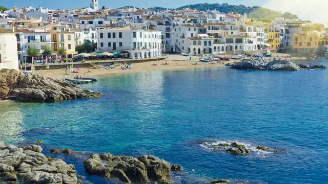 Ontdek Pineda de Mar op basis van halfpension met de beste aanbieding