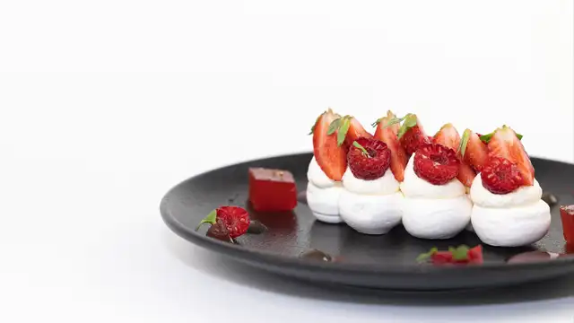 Relajación total en el spa, placeres gastronómicos y un tratamiento de autocuidado en el corazón de Rodez-Aveyron
