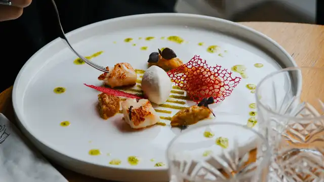 Relax e gastronomia in un ambiente elegante vicino a Rennes.