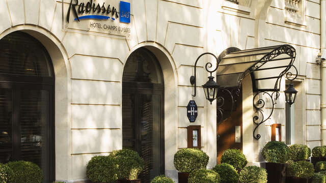 Radisson Blu Champs-Elysees inactif