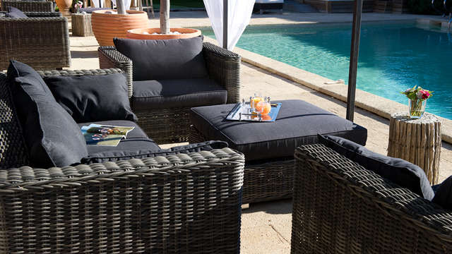 Escapada romántica en una suite cerca de Saint-Tropez