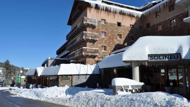 Ontdek de Pyreneeën tijdens een romantisch uitje met jacuzzi in La Molina