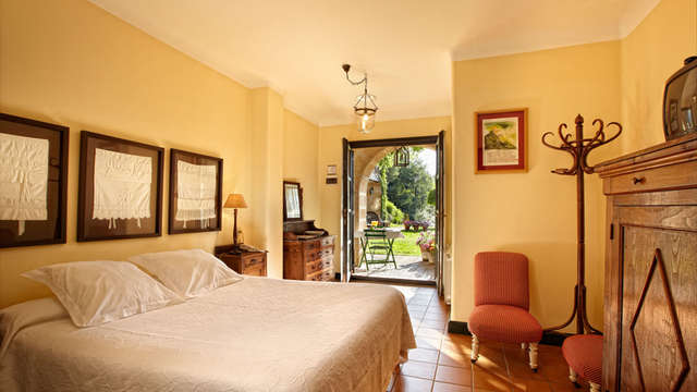 Escapada romántica en habitación superior en el Valle de Ayala