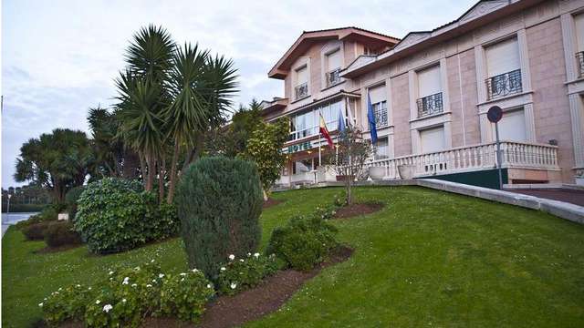 Escapada con cena Asturiana y detalle de bienvenida en Gijón con descuento en noches extras