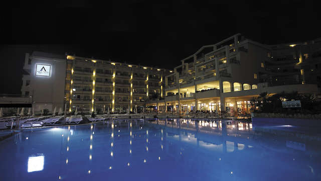 Aqua Hotel Aquamarina