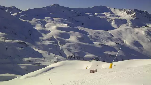Descubre Jaca con esta escapada para dos con botella de cava