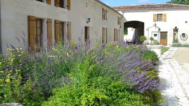 Hotel The Originals Le Relais de Saint-Preuil ex Relais du Silence