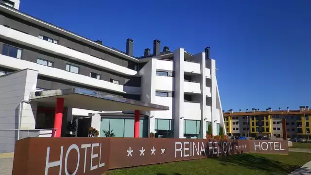 Descubre Jaca con esta escapada para dos con botella de cava