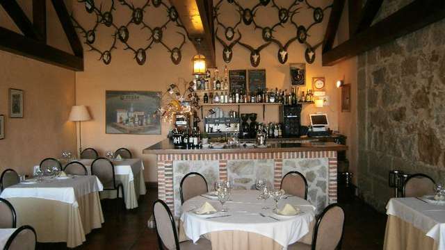 Escapada en una casa rural con cena típica regional cerca de Ávila