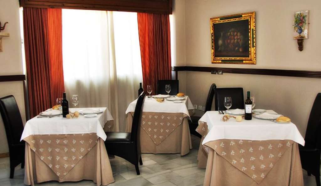 Hotel Sercotel Doña Carmela - 04-hotel-sevilla-sercotel-dona-carmela-restaurante.jpg