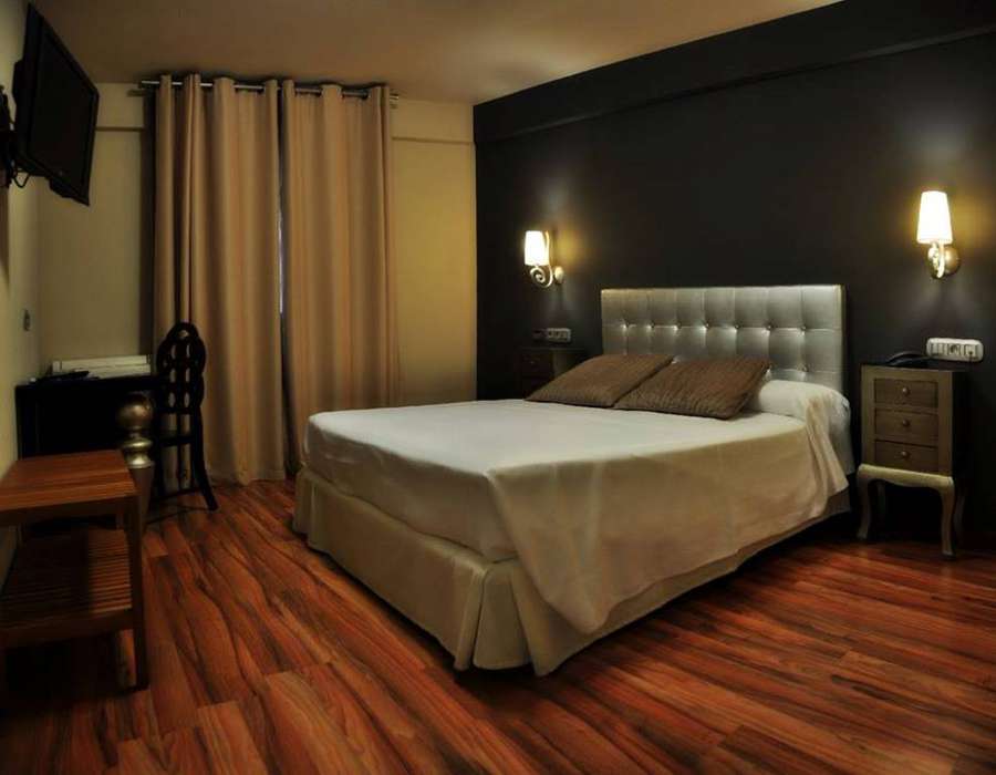 Hotel Sercotel Doña Carmela - 1381666_10151872989815256_1864100991_n.jpg
