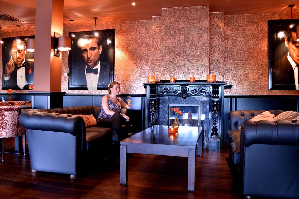 Van der Valk Hotel Vianen - hotel_bar.jpg