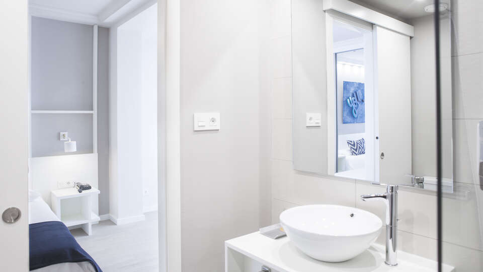 Hotel Antemare 4* - Sitges, España