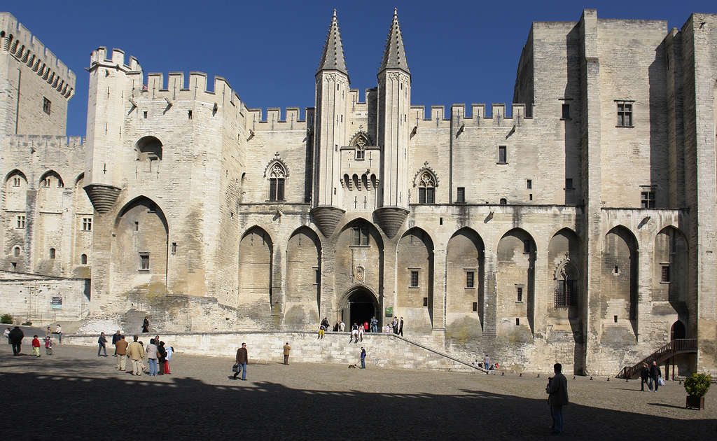 Séjour à Avignon à deux pas du palais des Papes - 1