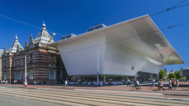 ingresso al Museo Stedelijk