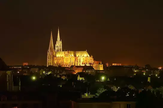 Campanile Chartres Centre - Gare - Cathedrale