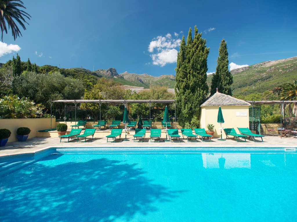 Week-end en chambre supérieure en Corse - 4* - 2