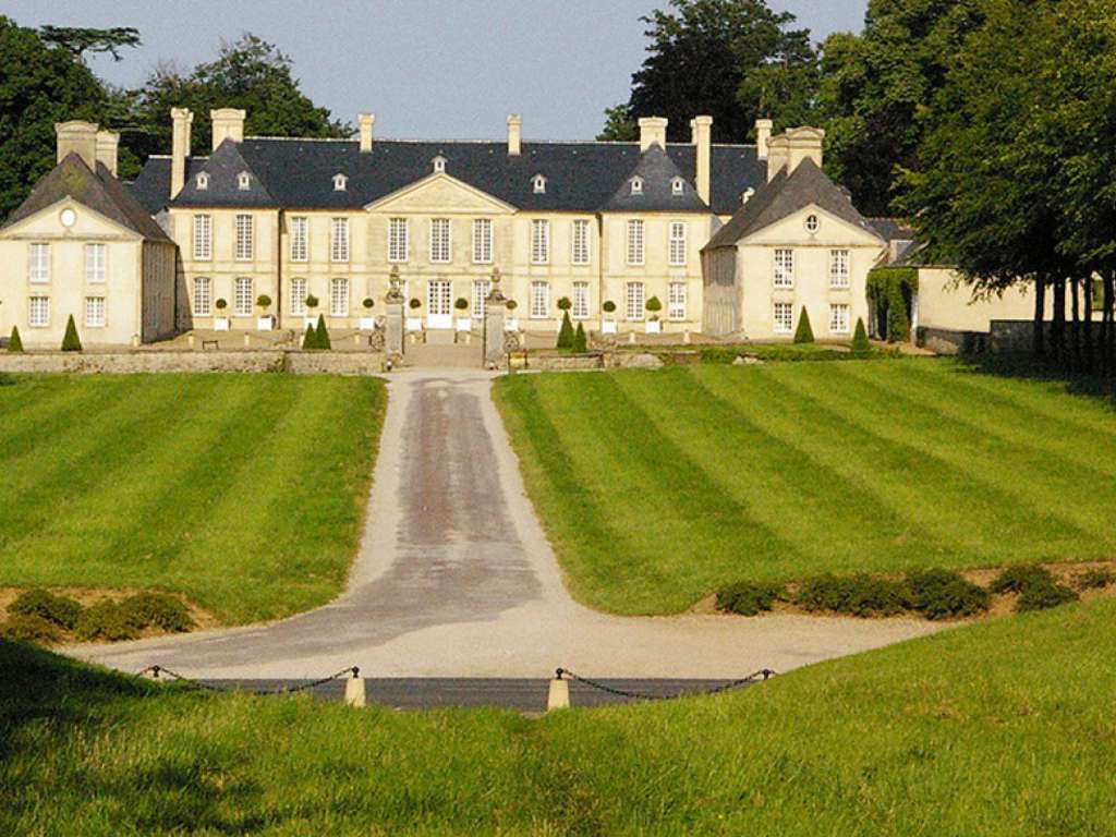 Week-end en chambre deluxe dans un château à 30 minutes de Caen - 5* - 2