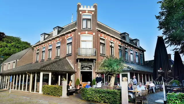 Culinaire minivakantie met rondvaart door Giethoorn vanaf nachten