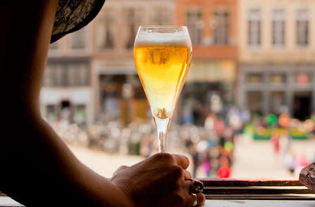 Dégustation de bière dans la ville historique de Bruges