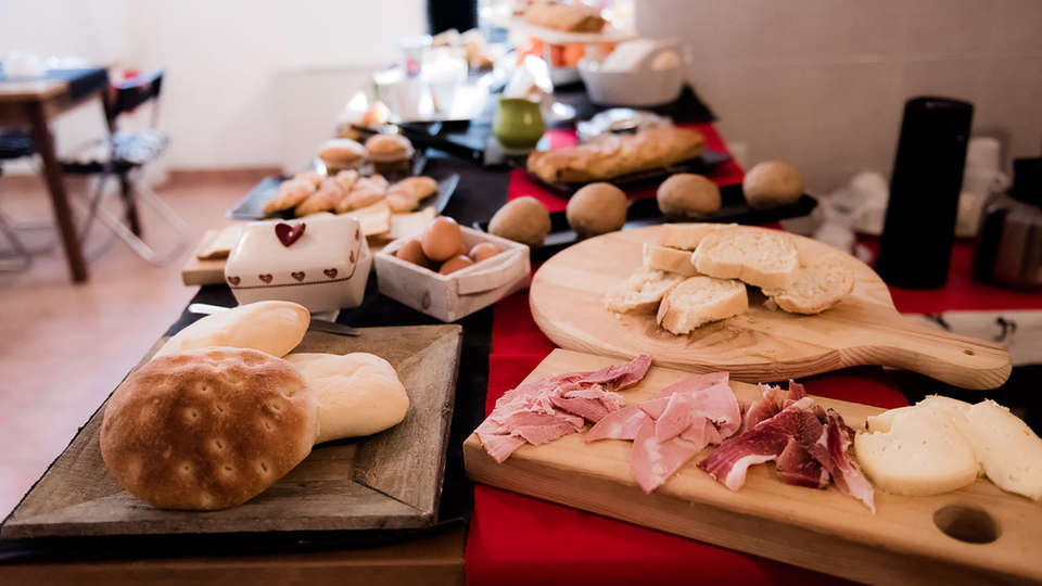 Garni Predel Hotel & Residence - edit_aperitivo.jpg