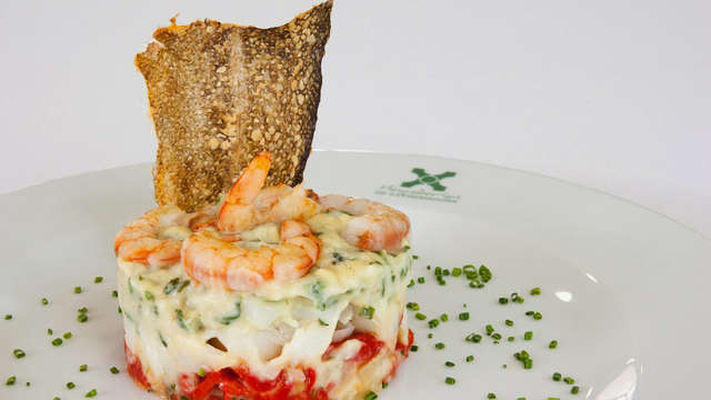 Escapada en pensión completa con recogida de cerezas y visita al Parque de Monfragüe (desde 2N)